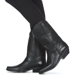 Betty London Lova 17 Betty London Lova -Spartoo 15661271 500 H