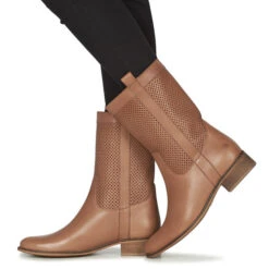 Betty London Orype 17 Betty London Orype -Spartoo 18995221 500 H