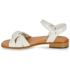 Betty London Micha -Spartoo 24278547 500 D