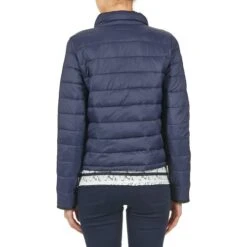 Betty London Eguava -Spartoo 3252018 500 E