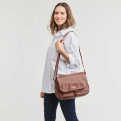 Betty London Ezigale 13 Betty London Ezigale -Spartoo 3268023 500 H